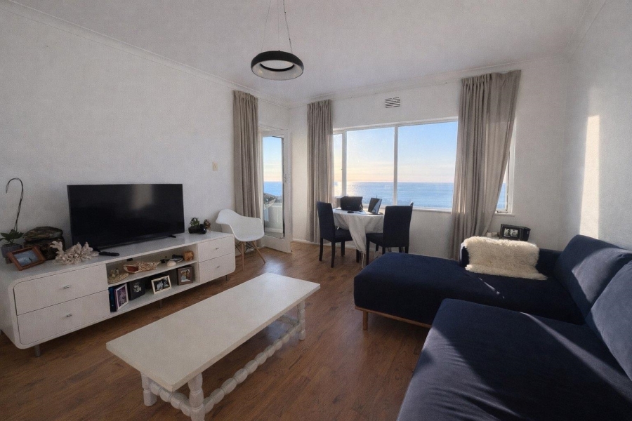 To Let 1 Bedroom Property for Rent in Sea Point Western Cape